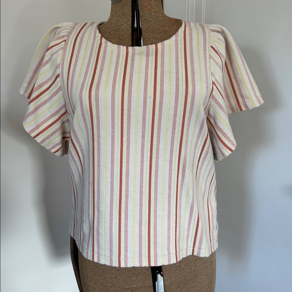 Madewell textured flutter-sleeve crop top size large